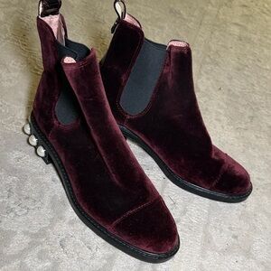 Louise et Cie maroon suede ankle boots with beaded embellishments  size 7.5